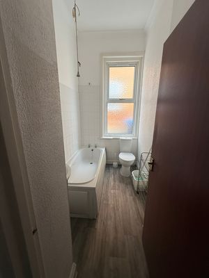 Photo 6- click for photo gallery